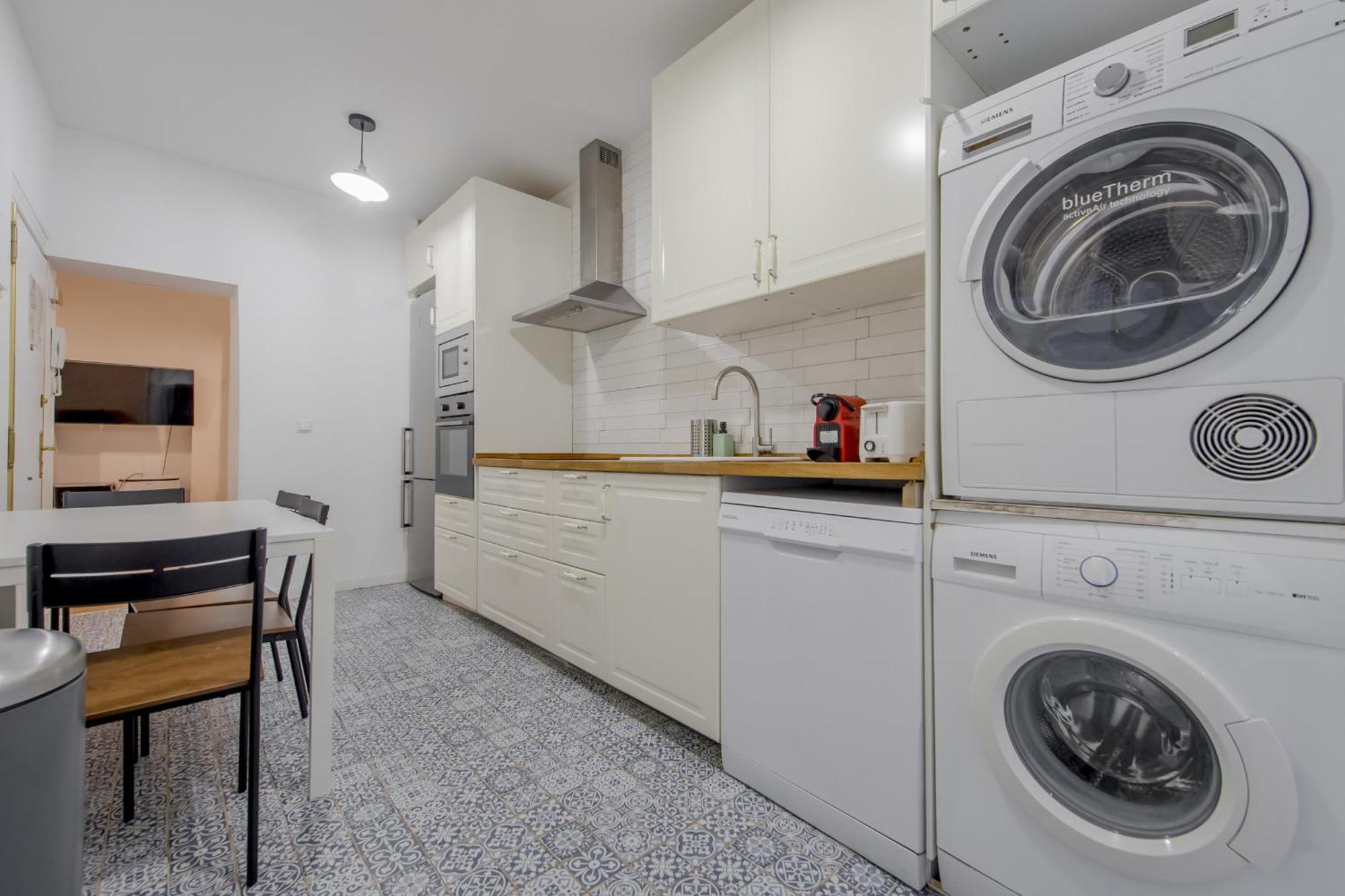 מדריד C-Cabeza Cool Apt Para 7 Al Lado De Tirso De Molina E1 מראה חיצוני תמונה